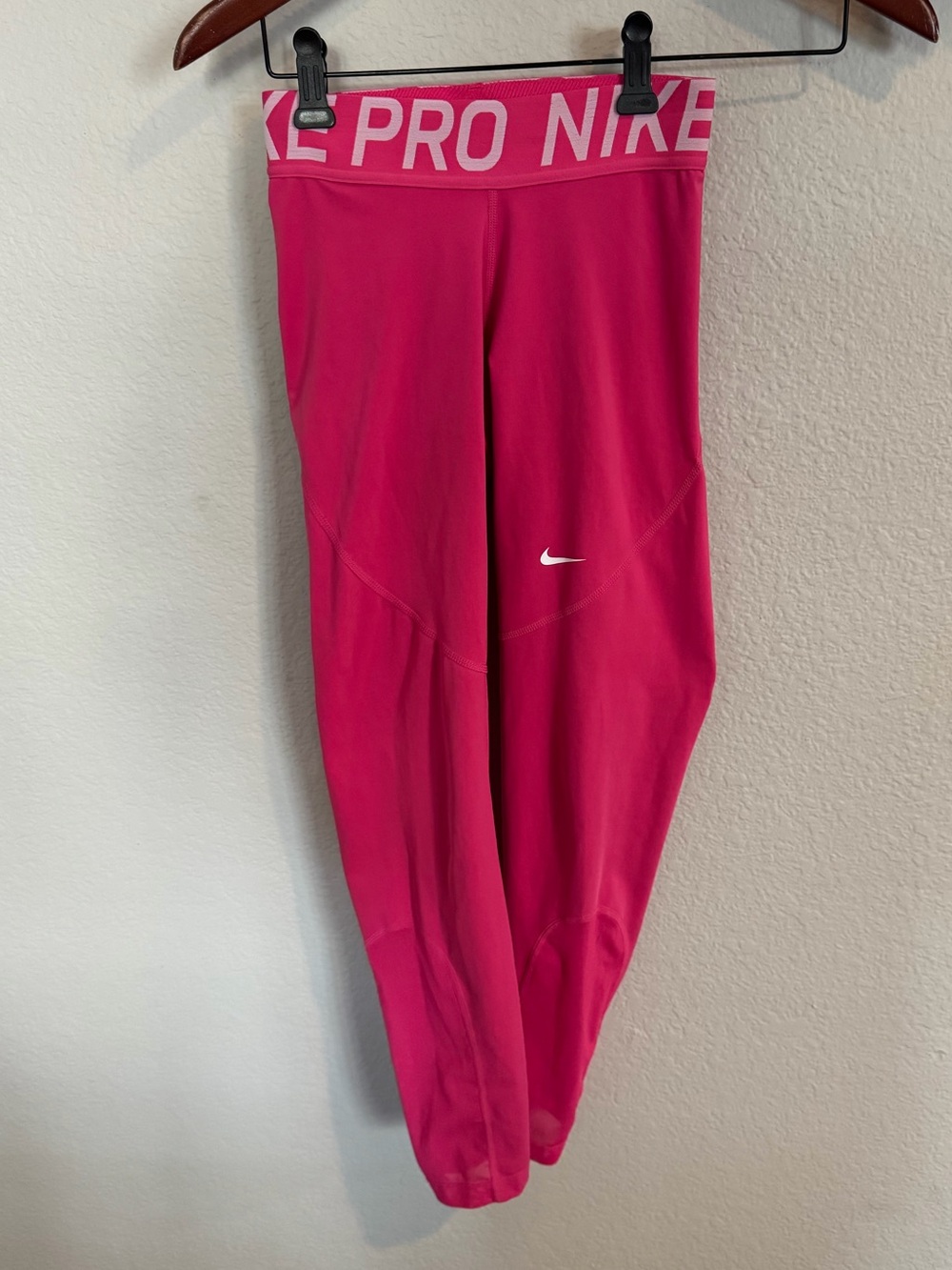 Nike Pro Dri-Fit Hot Pink Performance Leggings XS